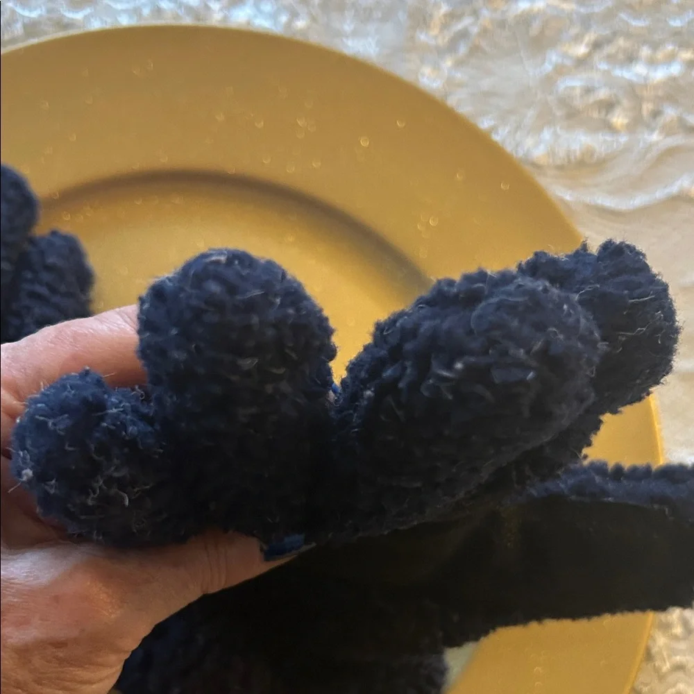 Navy Blue L Fleece Women’s Gloves with Extra Padding in Palms for Durability!
